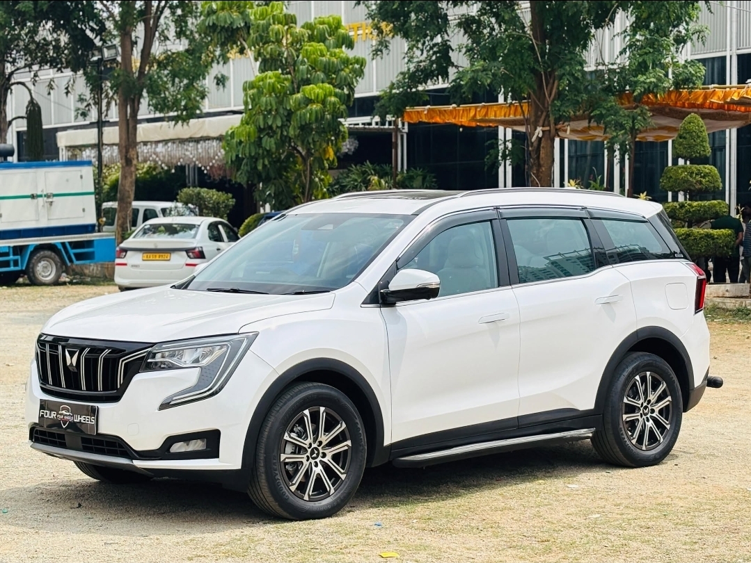 Mahindra XUV700