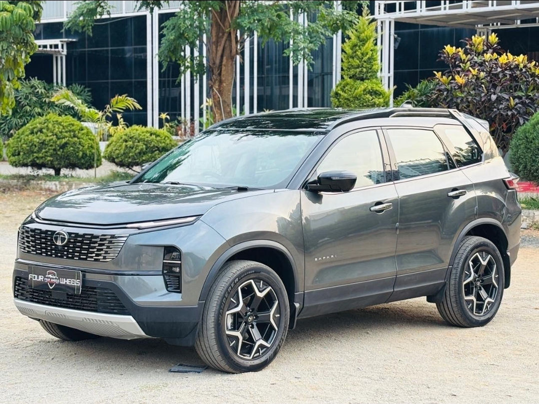Tata Safari