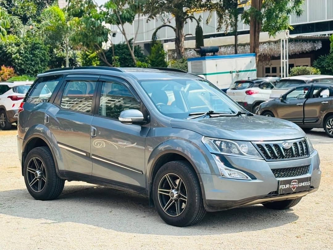 Mahindra XUV500