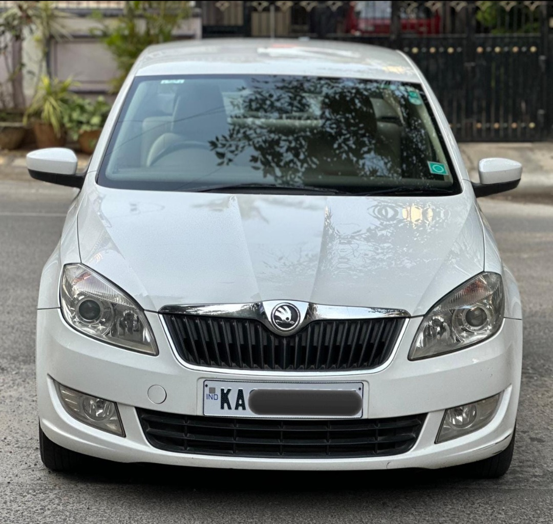 Skoda Rapid used car in Bangalore